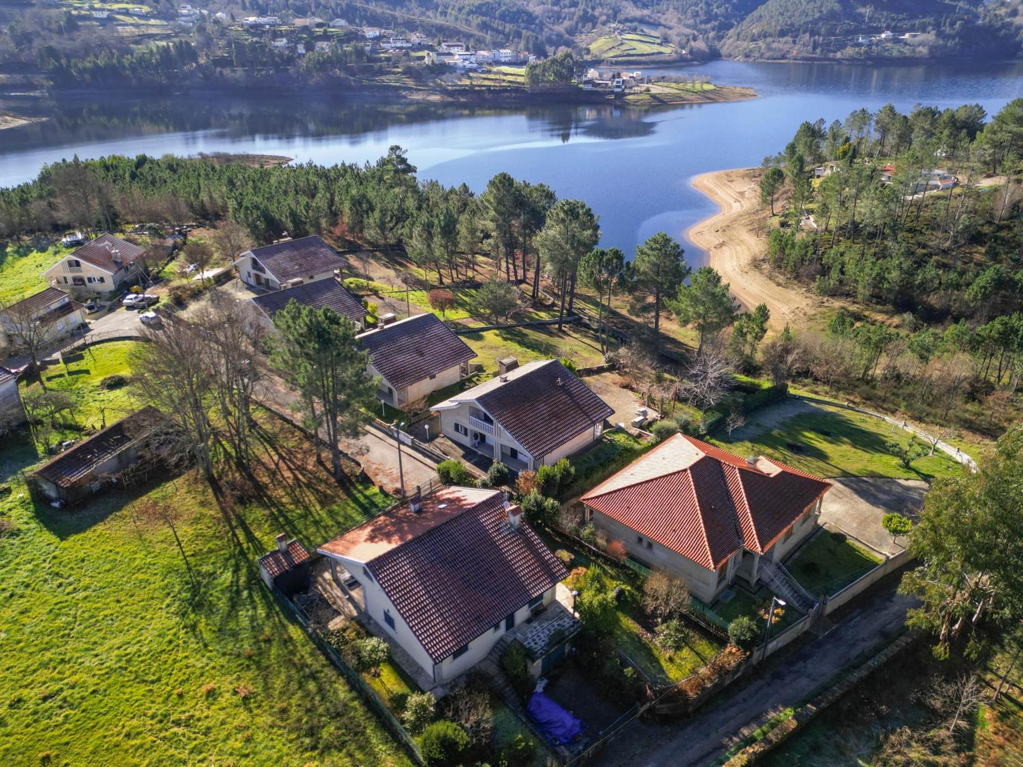 Casa Da Barragem - Ninho Das Aguias Venda Nova  Dış mekan fotoğraf